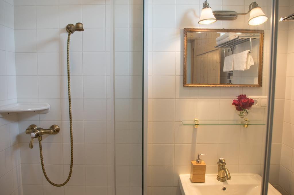 Edenkert Vendeghazak Hotell Pécsvárad Exteriör bild